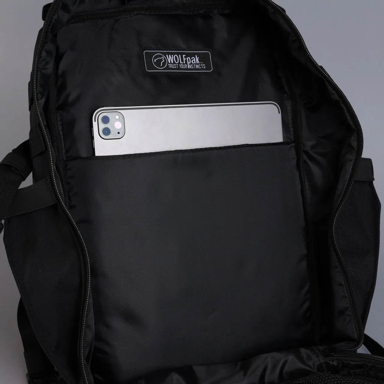 35L Backpack Alpha Black