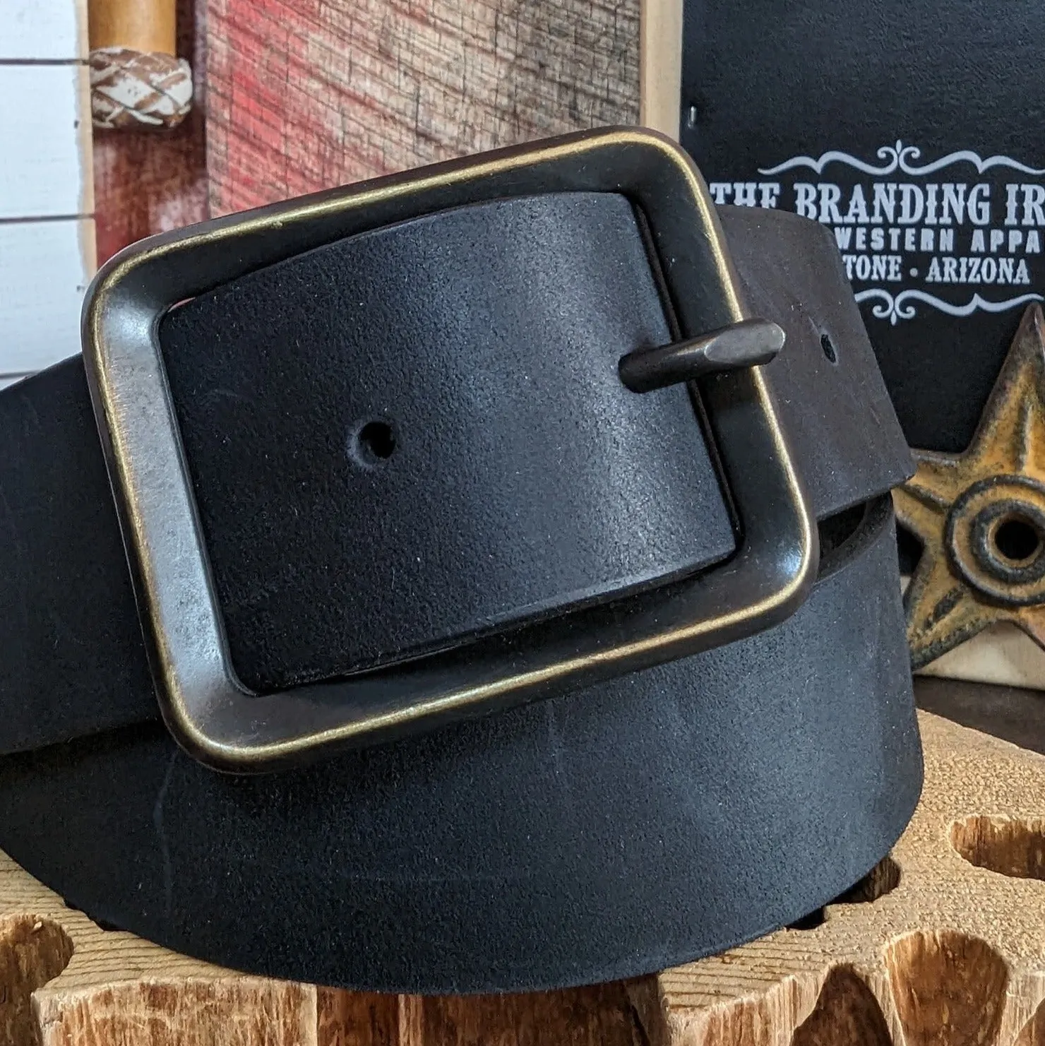 Black Leather Belt "Buckskin" by Justin   C00223