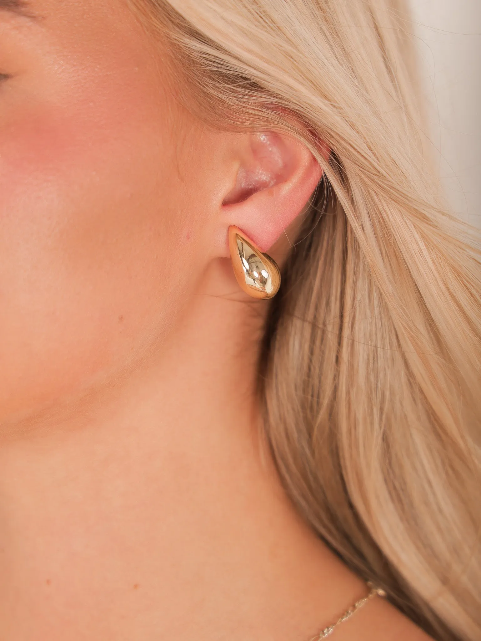 Into It Teardrop Studs