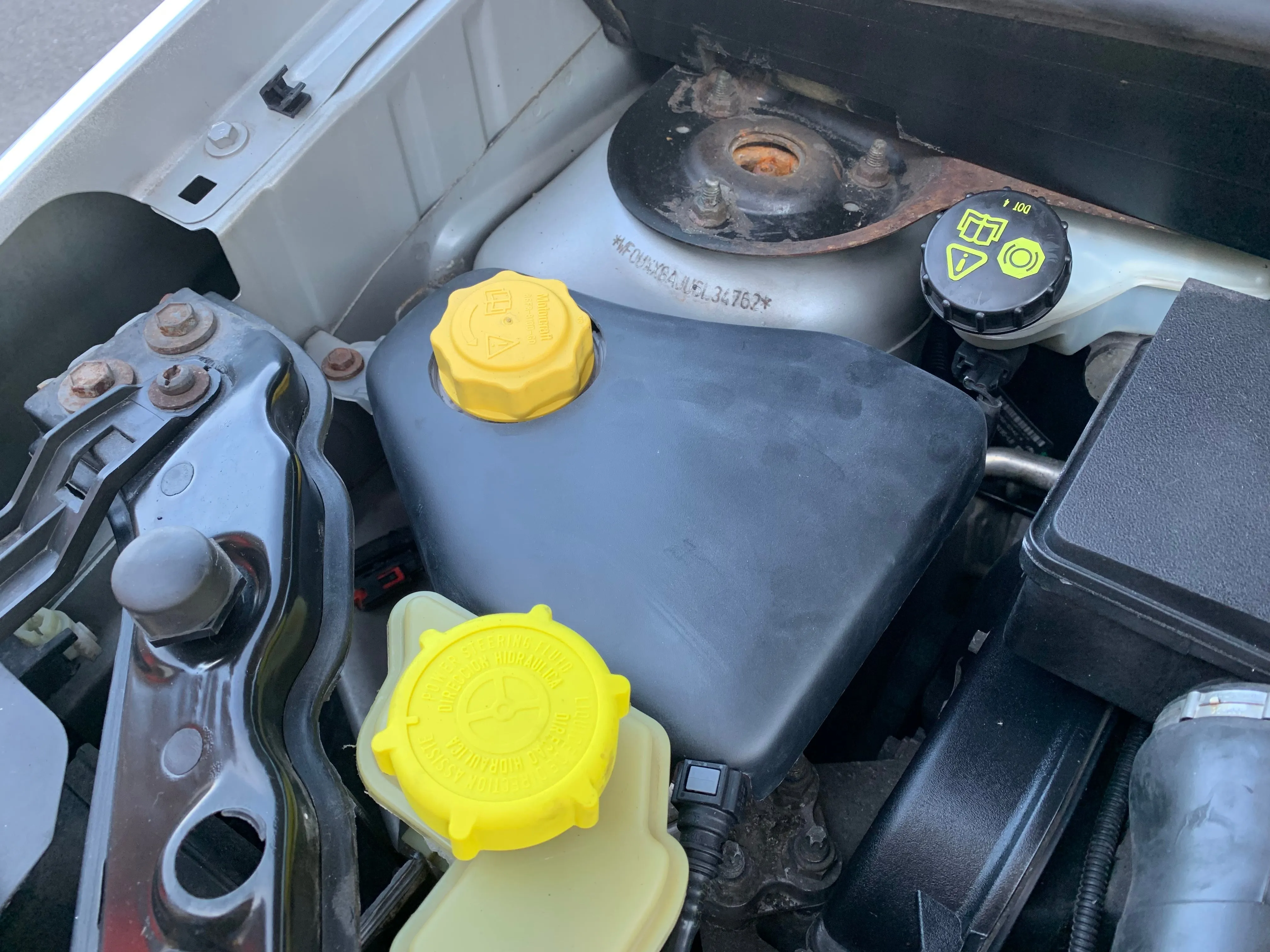 Proform Coolant Tank Cover - Mk6 Ford Fiesta including ST150