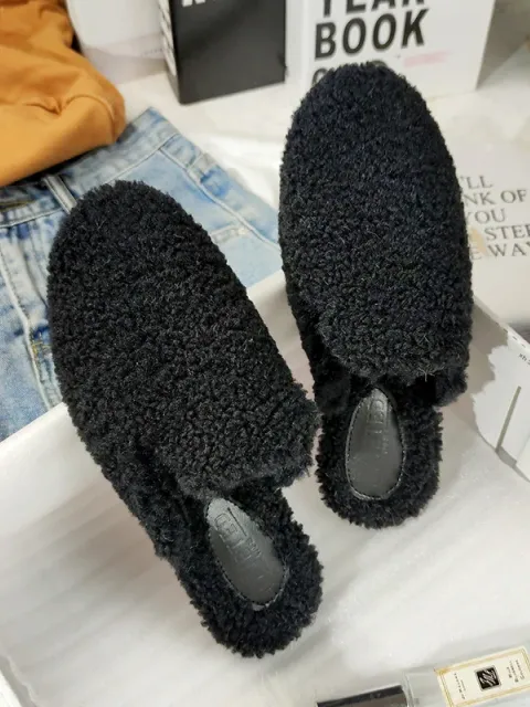 Women's Stylish Fuzzy House Slippers By Liv and Mia